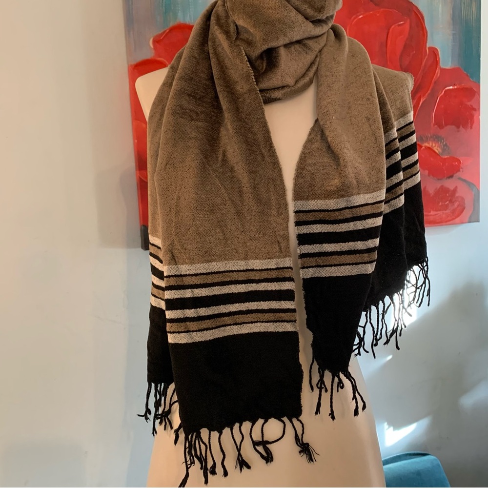Corrieri Ido Soft Italian Cape Scarf Blanket Beige Black Fringe